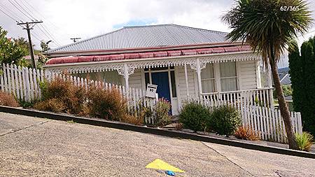 20140303-Dunedin 世界上最斜的路-Baldwin Street