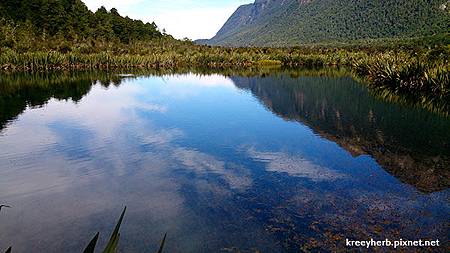 Mirror Lakes