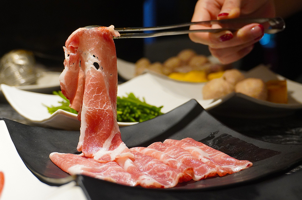 辛殿信义搬家啰! 辛殿麻辣锅 台北最难订的麻辣锅吃到饱 内用
