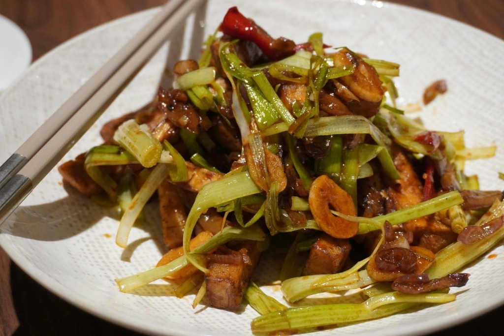 恭喜中山对酌拿下台湾五百盘之五盘! 时髦蔬食料理养生更养心 恭喜中山对酌拿下台湾五百盘之五盘! 时髦蔬食料理养生更养心