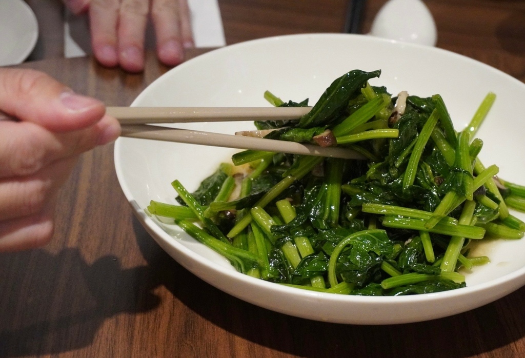 恭喜中山對酌拿下台灣五百盤之五盤! 時髦蔬食料理養生更養心 