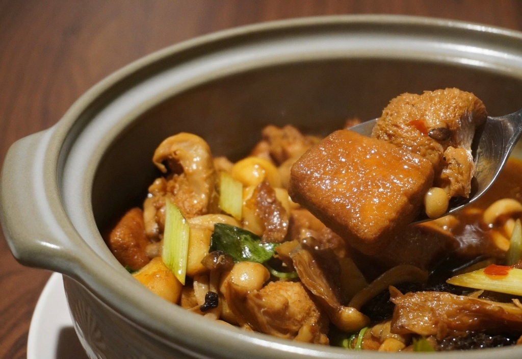 恭喜中山对酌拿下台湾五百盘之五盘! 时髦蔬食料理养生更养心 恭喜中山对酌拿下台湾五百盘之五盘! 时髦蔬食料理养生更养心
