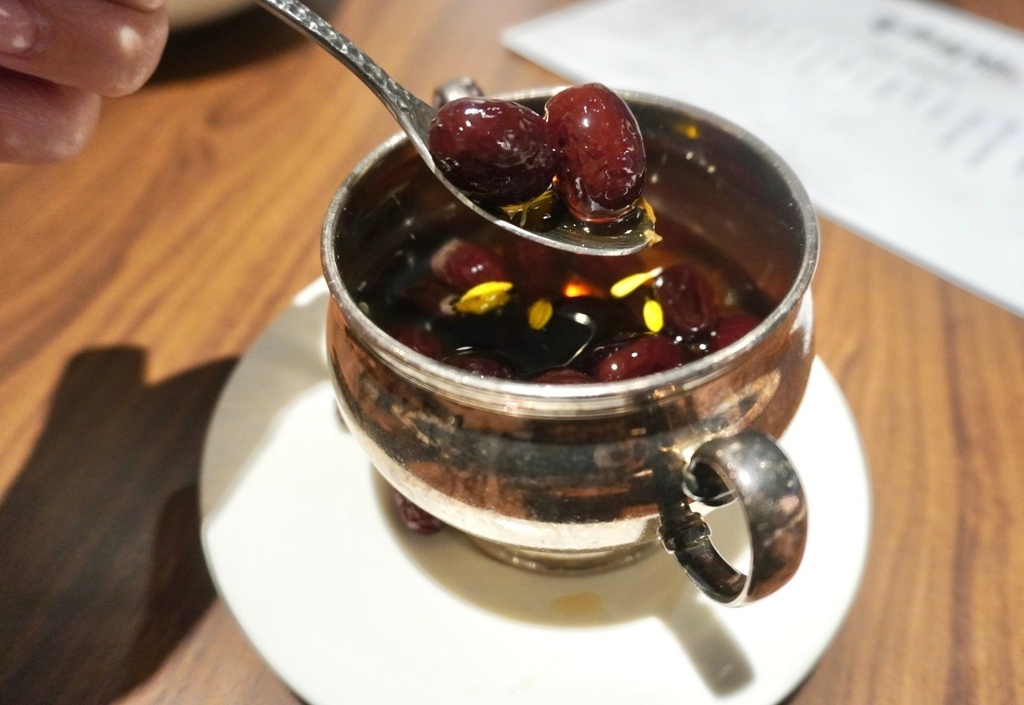恭喜中山对酌拿下台湾五百盘之五盘! 时髦蔬食料理养生更养心 恭喜中山对酌拿下台湾五百盘之五盘! 时髦蔬食料理养生更养心