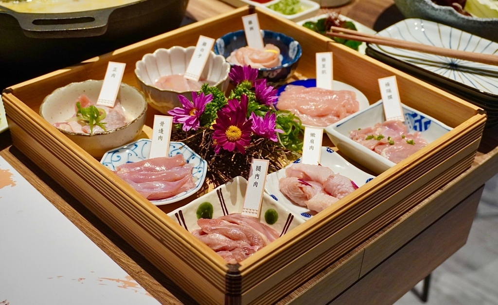 優喜鍋物專門店 讓鍋物不只是鍋物了! 鍋烤兩吃從晚餐到消夜時 優喜鍋物專門店 讓鍋物不只是鍋物了! 鍋烤兩吃從晚餐到消夜時