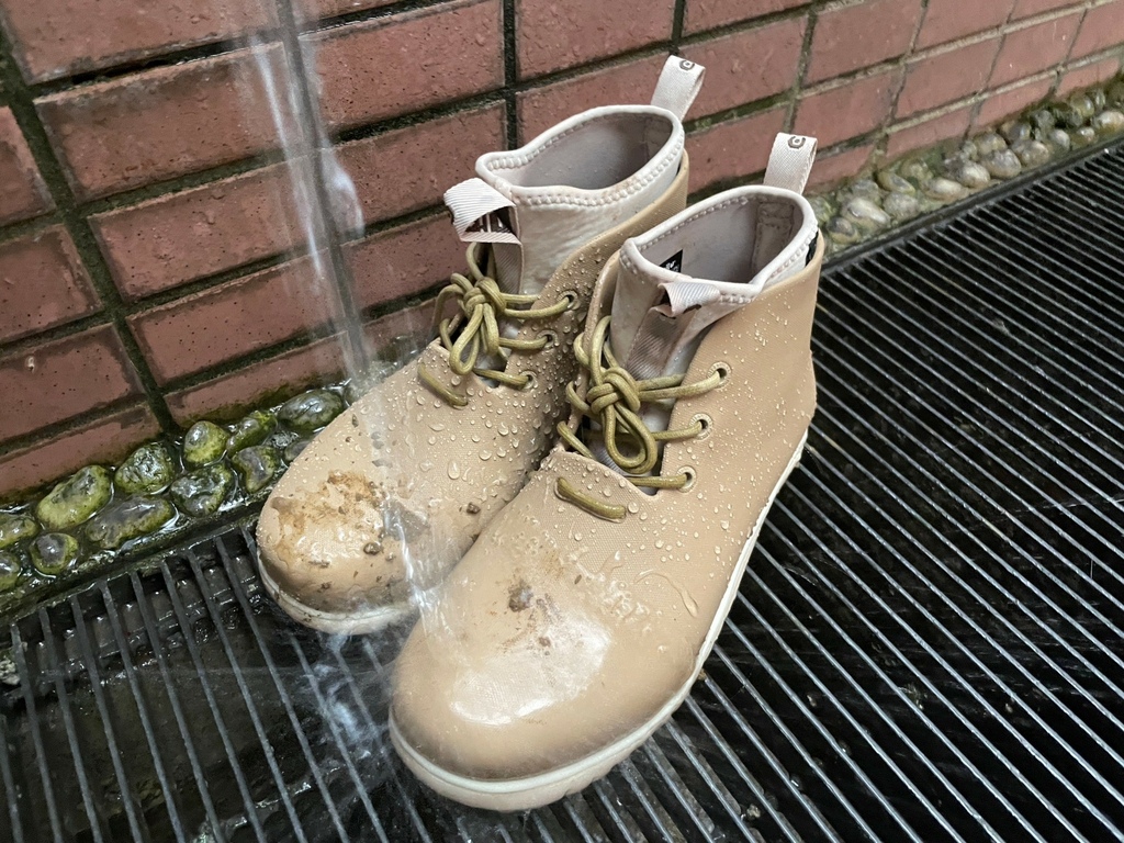 XpreSole® 全天候防水咖啡靴 全世界第一双咖啡渣环保 XpreSole® 全天候防水咖啡靴 全世界第一双咖啡渣环保