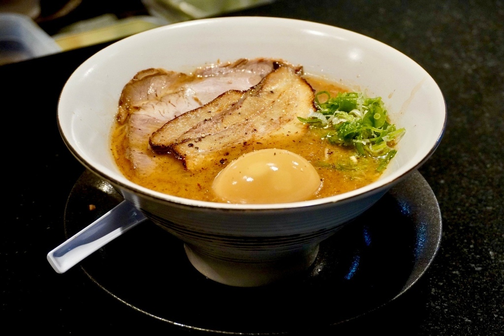 全台拉麵控注意!!! 麵屋長樂 台大公館美食必吃 開幕不到一 全台拉麵控注意!!! 麵屋長樂 台大公館美食必吃 開幕不到一