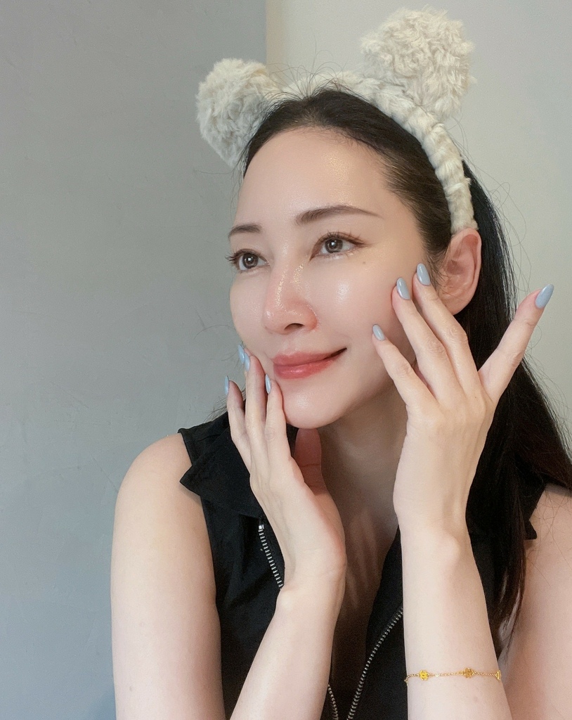 跟「熬夜蜡黄脸」拜拜👋 就靠德卡dermalogica去黄提