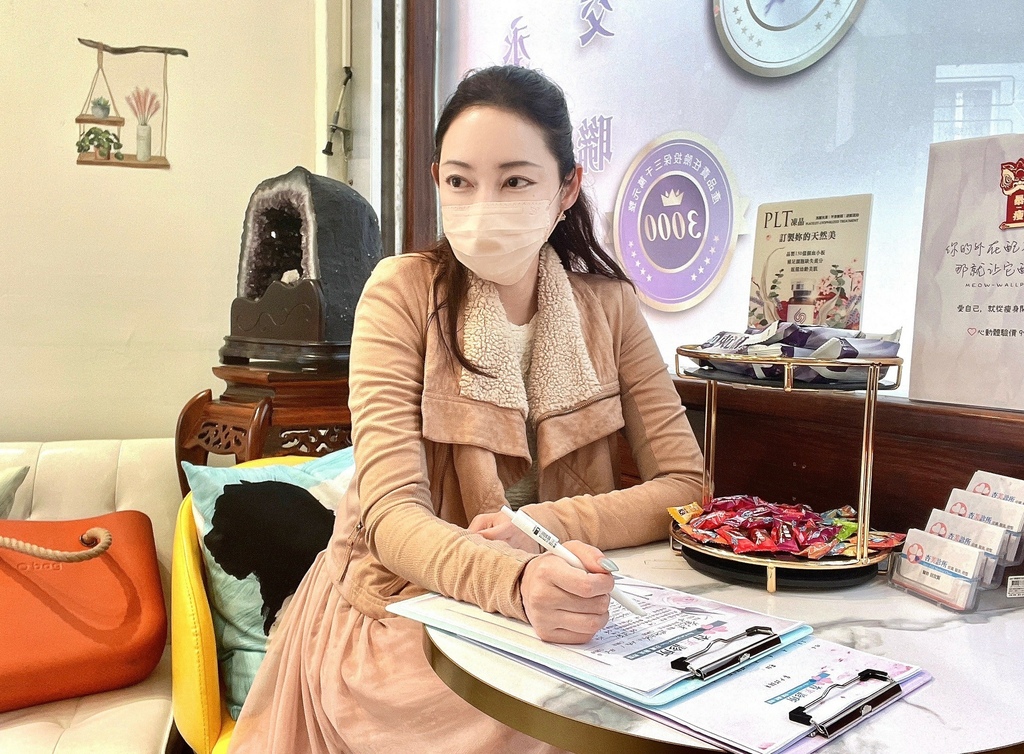 新竹杏芙診所 輕度酒糟別拖延 專業健保皮膚科 VS 醫美脈衝