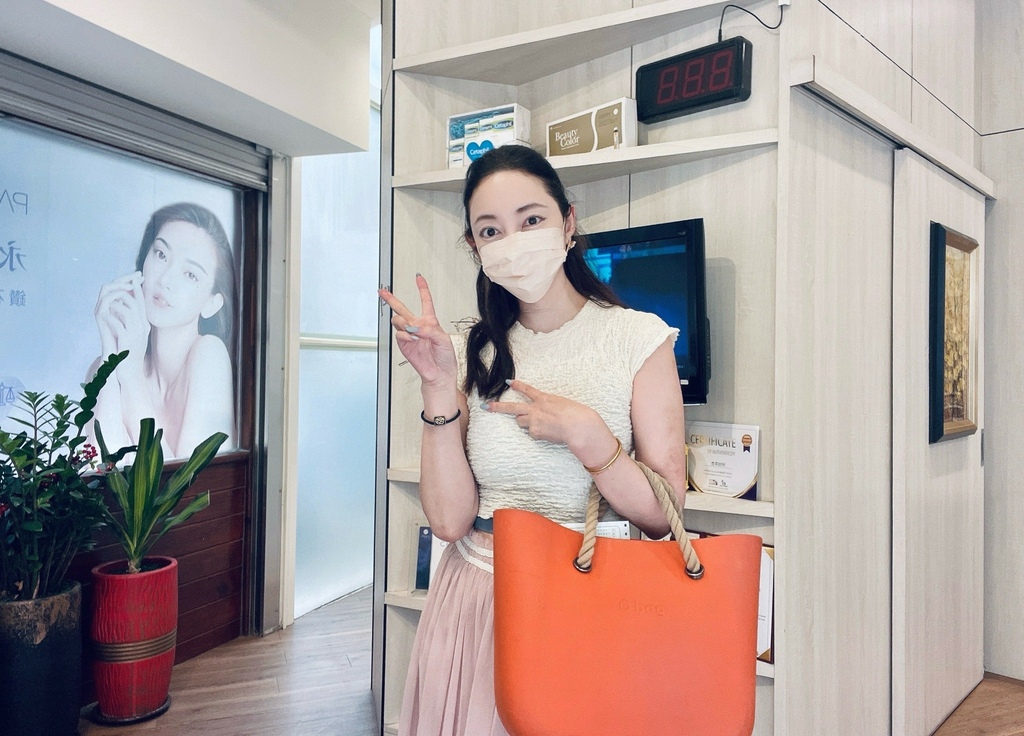 新竹杏芙診所 輕度酒糟別拖延 專業健保皮膚科 VS 醫美脈衝