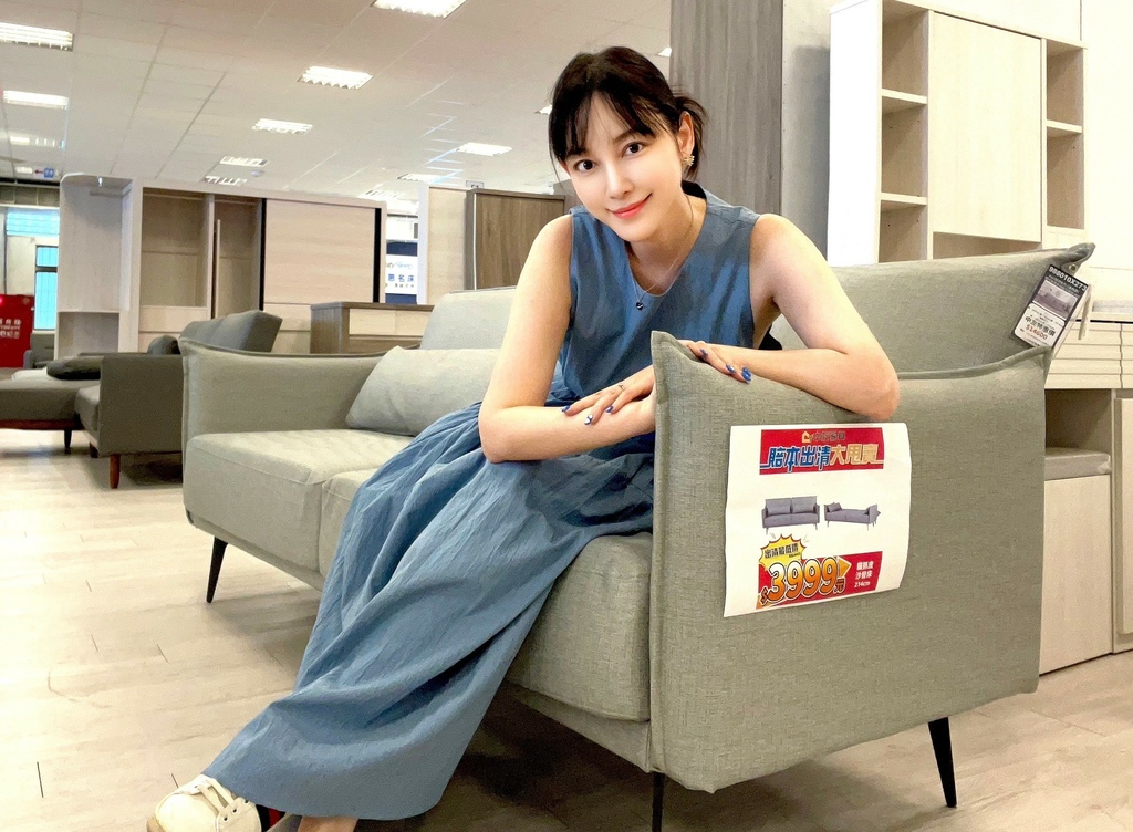 台中中友家具 3000坪展示空间 款式风格超多 不定时出清折 台中中友家具 3000坪展示空间 款式风格超多 不定时出清折