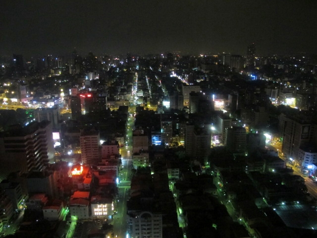 飯店外夜景