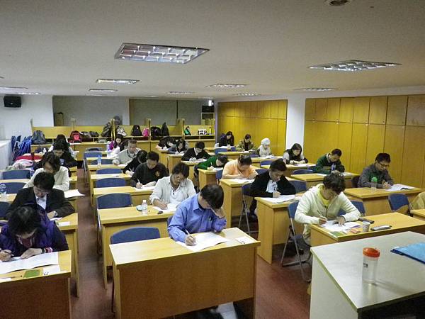 2012年11月中國大陸國家證照考試-考試現場3