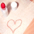 love-heart-makeup-beauty.jpg