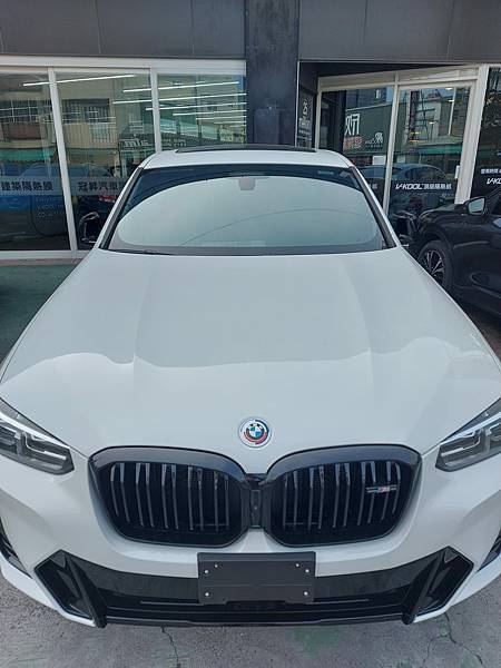 BMW X4 M40i-V30_X05_X25-2