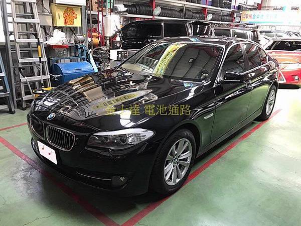 台中市汽車電池 金士達電池通路 2011年 寶馬 BMW 520d F10 2.0 (原廠黑) 柴油版 StartStop 怠速熄火系統啟停車型1 (复制).jpg