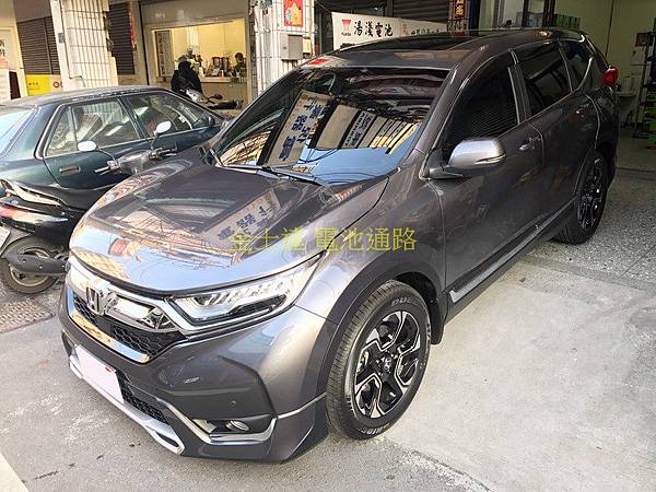 台中市汽車電池 金士達電池通路 2018年 本田 Honda CR-V 1.5 S Turbo (深鈦灰) 充電制御系統汽油休旅車1 (复制).jpg