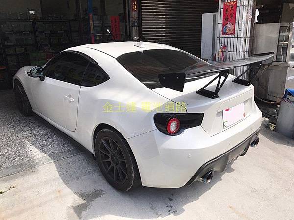 台中市汽車電池 金士達電池通路 2014年 豐田 Toyota 86 2.0 (原廠白)充電制御系統汽油車1 (复制).jpg