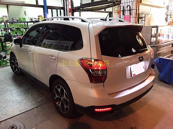 台中市汽車電池 金士達電池通路 2013年 速霸陸 Subaru Forester 2.0 XT Turbo (珍珠白)  充電制御系統汽油休旅車1 (复制).jpg