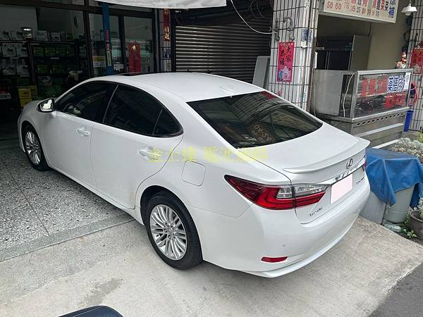台中市汽車電池 金士達電池通路 16年凌志lexus Es0 2 0 冰鑽銀 Start Stop 怠速熄火系統汽油車電池更換原裝進口amaron Efb 日規t110l 130d31l Start 台中市汽車電池 金士達電池通路 16年凌志lexus Es0 2 0 冰鑽銀 Start Stop 怠速熄火系統汽油車電池更換原裝進口amaron Efb 日規t110l 130d31l Start