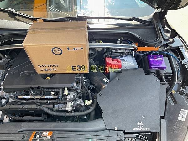 台中市汽車電池 金士達電池通路 2019年 福特 Ford Focus 1.5 4D EcoBoost 182 (洗練黑) ASS 怠速熄火系統汽油車2 (复制).jpg