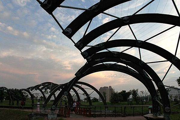 高雄遛嬰新景點-中都溼地公園