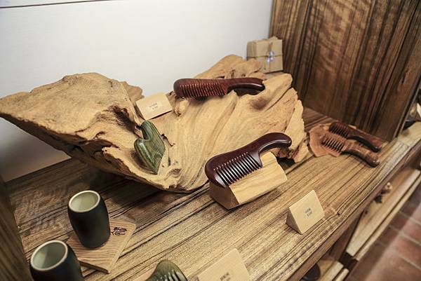 裸體主義 - 高雄藝術文創空間