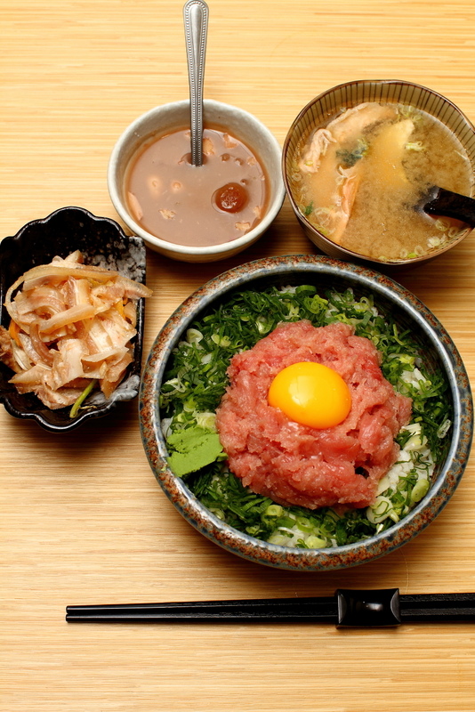 公館捷運站美食-海人刺身丼飯