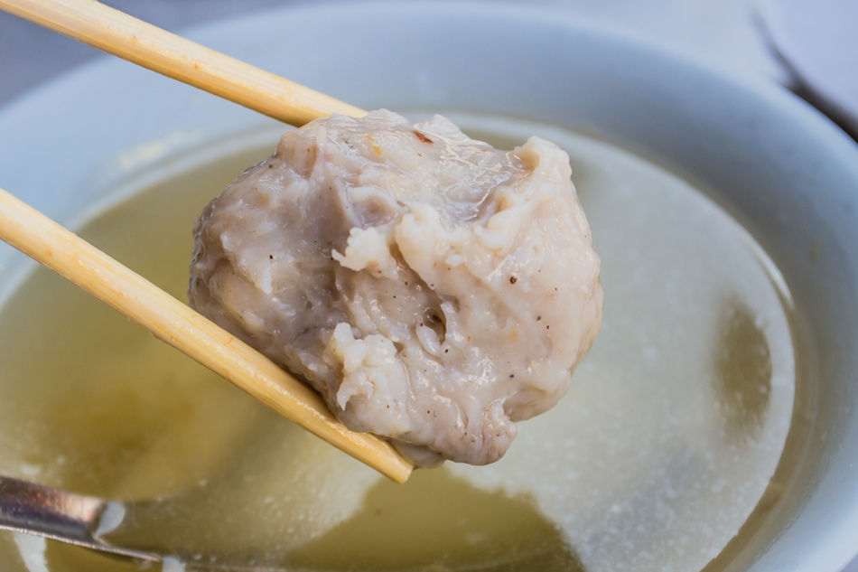 台中美食 - 第五市場太空紅茶冰+阿彬爌肉飯