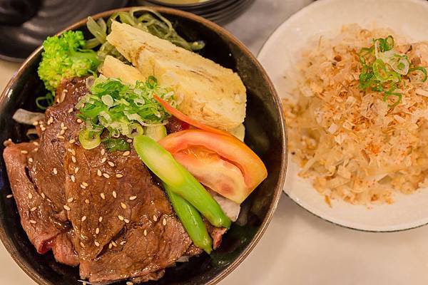 高雄美食 - 向下走壽司