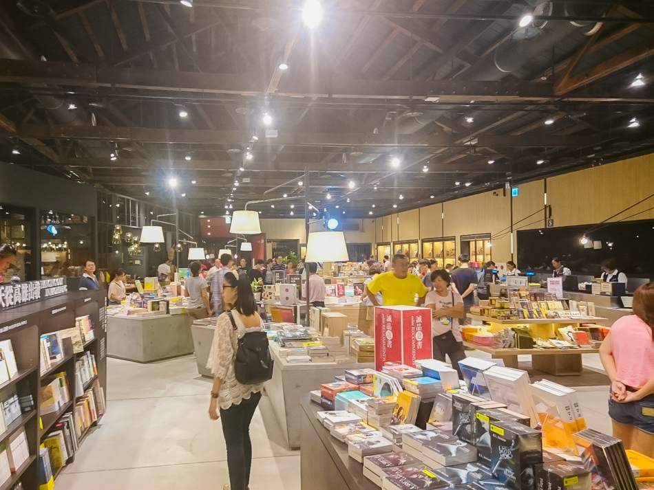 誠品書店駁二店 誠品書店駁二店