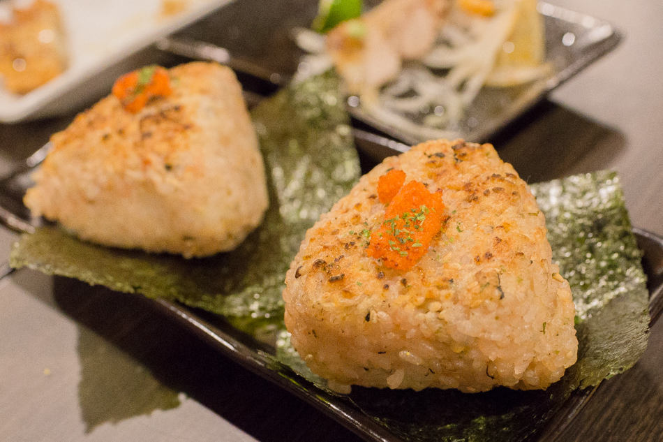 高雄美食- 藏本燒 - 炭火串燒/日式關東煮 高雄美食- 藏本燒 - 炭火串燒/日式關東煮