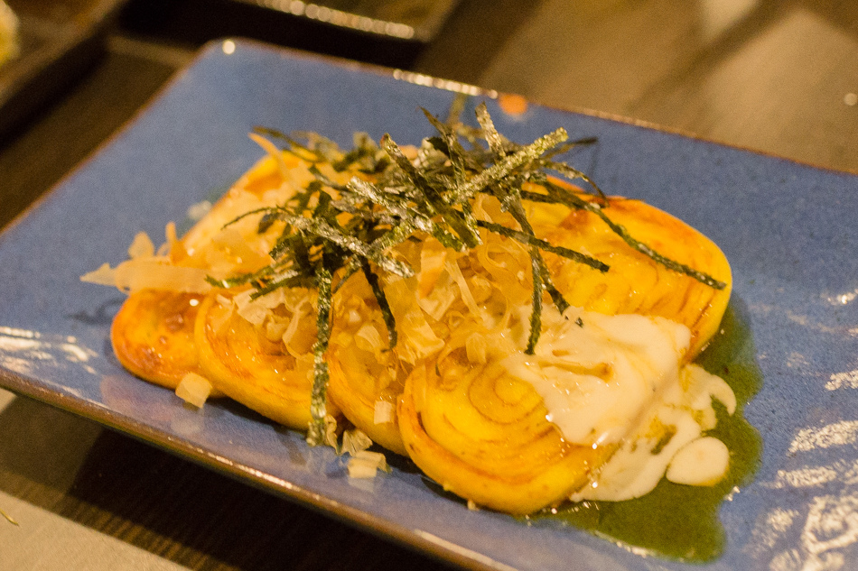 高雄美食- 藏本燒 - 炭火串燒/日式關東煮 高雄美食- 藏本燒 - 炭火串燒/日式關東煮