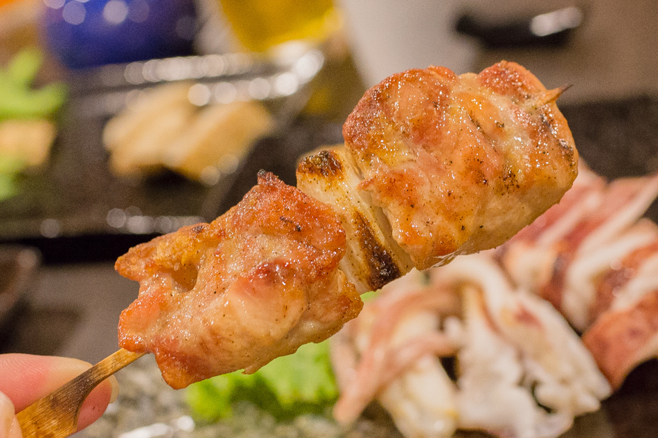 高雄美食- 藏本燒 - 炭火串燒/日式關東煮 高雄美食- 藏本燒 - 炭火串燒/日式關東煮