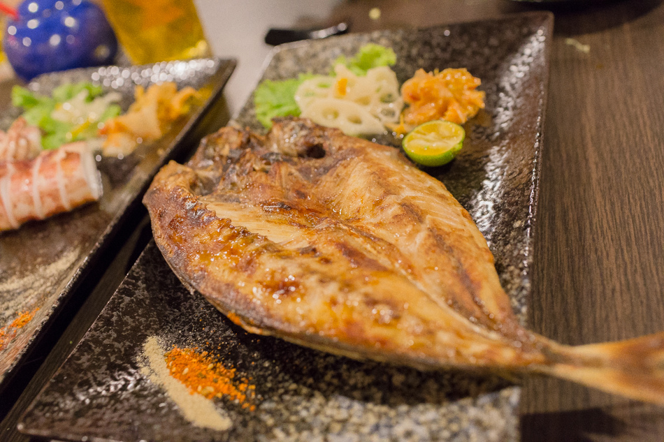 高雄美食- 藏本燒 - 炭火串燒/日式關東煮 高雄美食- 藏本燒 - 炭火串燒/日式關東煮