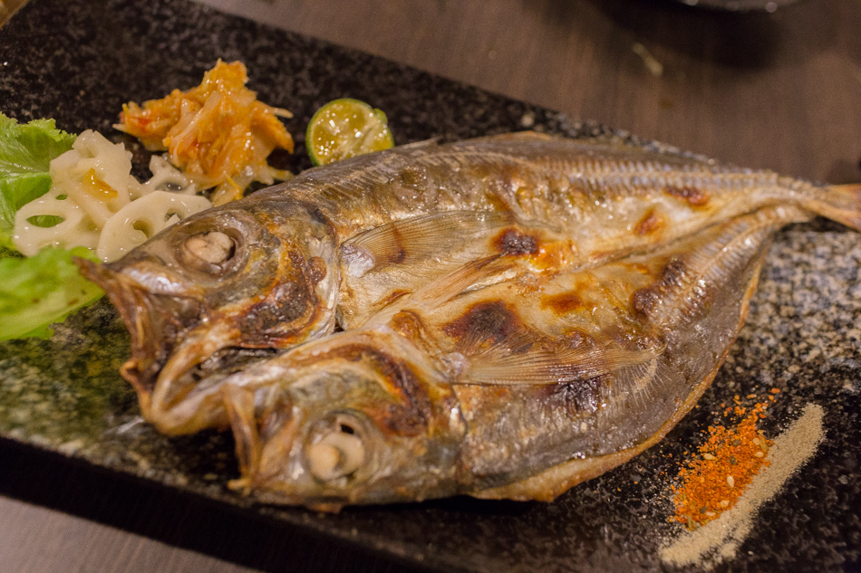 高雄美食- 藏本燒 - 炭火串燒/日式關東煮 高雄美食- 藏本燒 - 炭火串燒/日式關東煮