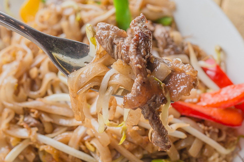 泰閣餐酒館晚餐-牛肉炒河粉 泰閣餐酒館晚餐-牛肉炒河粉