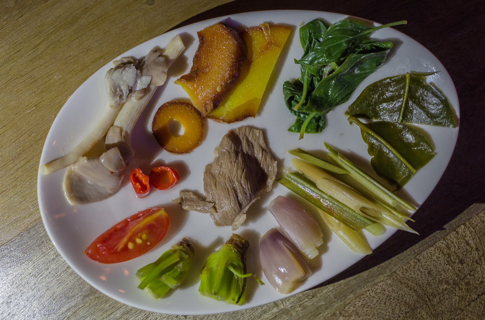 泰閣餐酒館晚餐-香檸羊肉片湯 泰閣餐酒館晚餐-香檸羊肉片湯