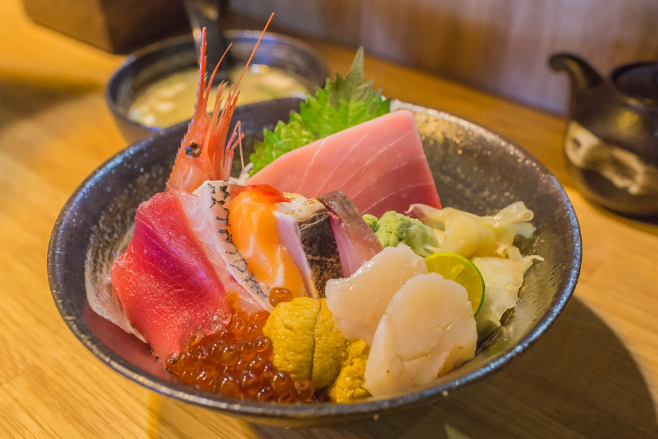 南鮪50度-生魚片丼飯、刺身、壽司、握壽司、手卷、烤物 專賣