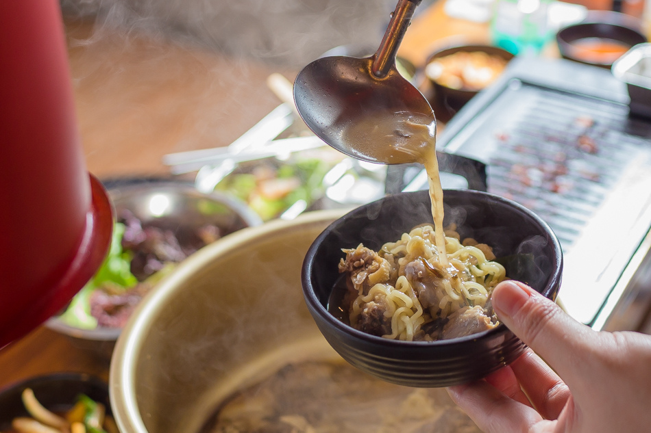 富士山龍燒肉居酒屋 富士山龍燒肉居酒屋