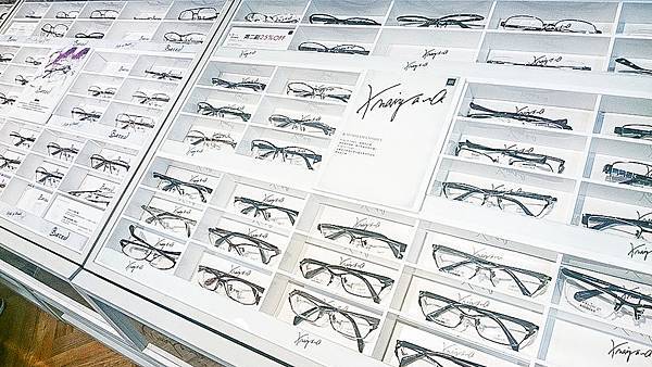 OWNDAYS日本連鎖眼鏡品牌漢神巨蛋