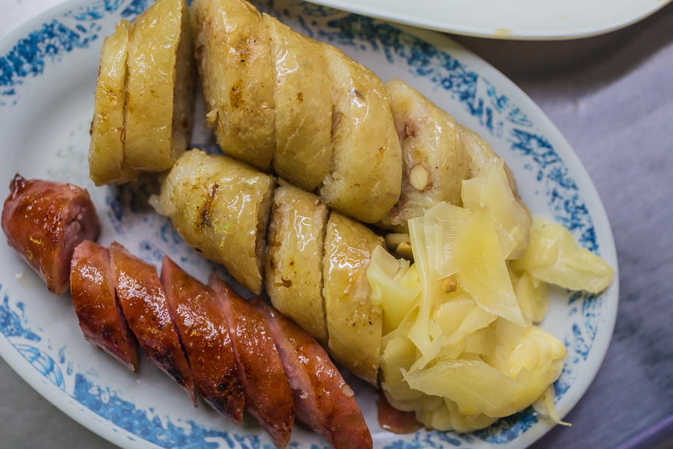 高雄美食 - 廟口黑輪 高雄美食 - 廟口黑輪