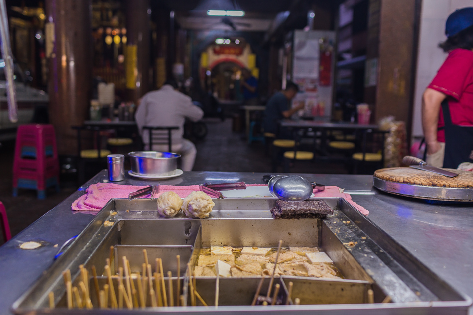 高雄美食 - 廟口黑輪 高雄美食 - 廟口黑輪
