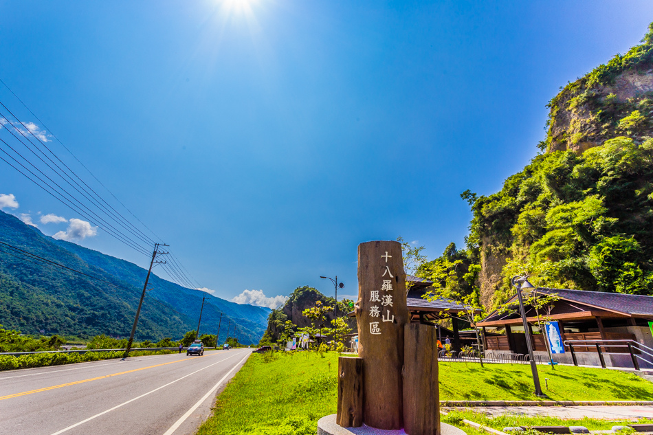 高雄旅遊 - 十八羅漢山服務區