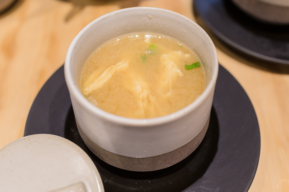 高雄美食八十八丼