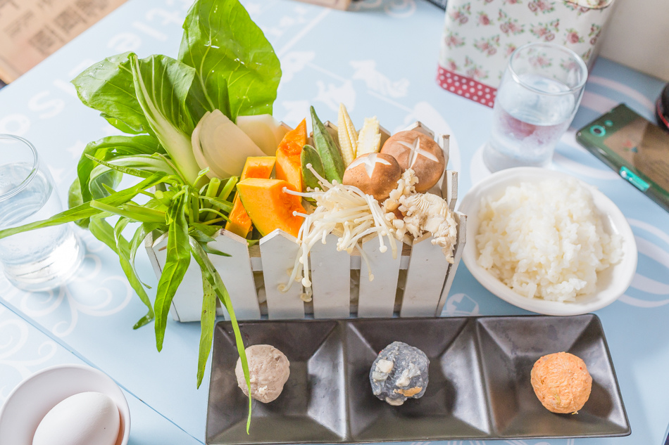 捷運巨蛋美食 - 小艾莎餐桌