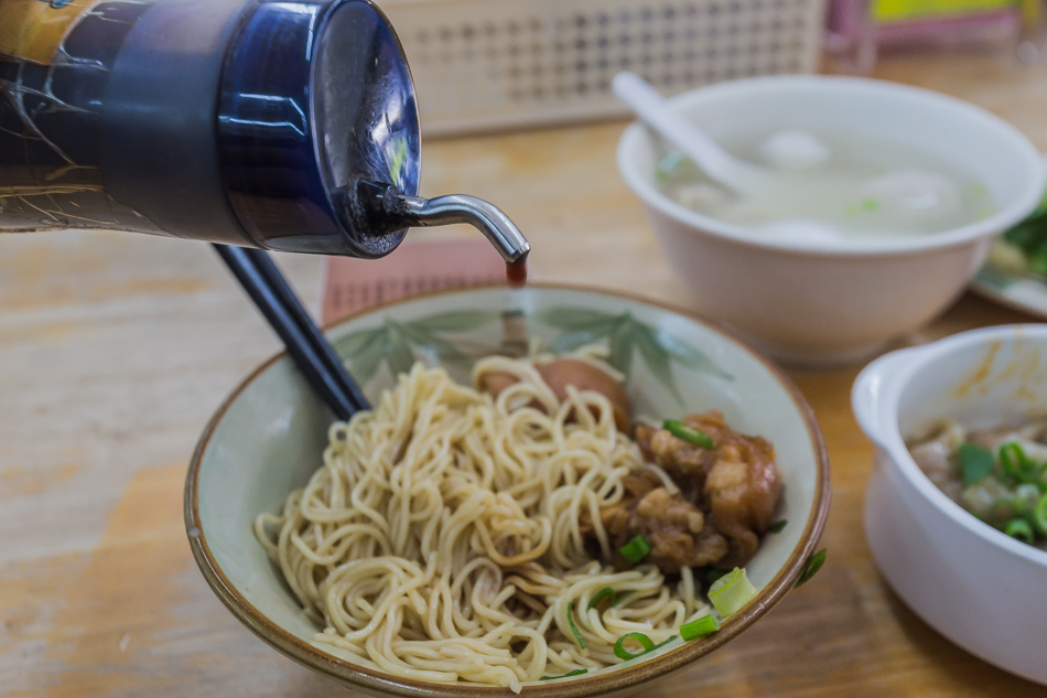 鹽埕區美食 - 愛上乾麵