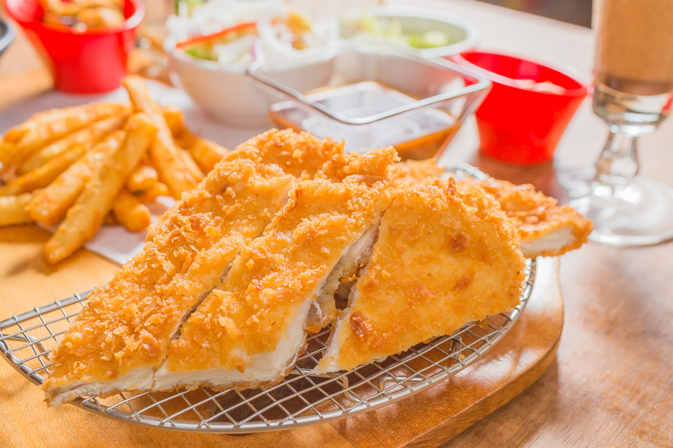 岡山美食 - 生秀的門 - 咖啡簡餐 岡山美食 - 生秀的門 - 咖啡簡餐