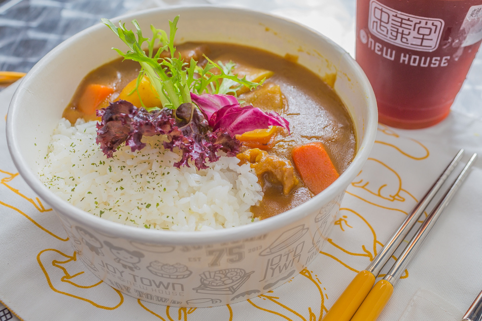 高雄美食 - 忠義堂咖哩飯 高雄美食 - 忠義堂咖哩飯