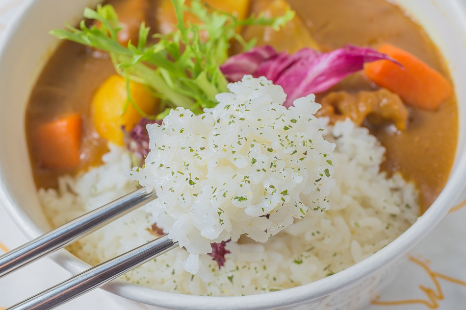 高雄美食 - 忠義堂咖哩飯 高雄美食 - 忠義堂咖哩飯