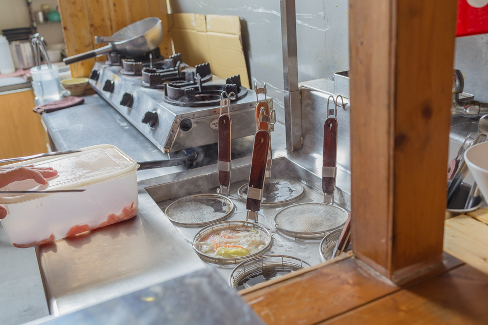 高雄美食/凹子底美食/熱河街美食/吉林夜市美食-阿彬炒麵屋 高雄美食/凹子底美食/熱河街美食/吉林夜市美食-阿彬炒麵屋